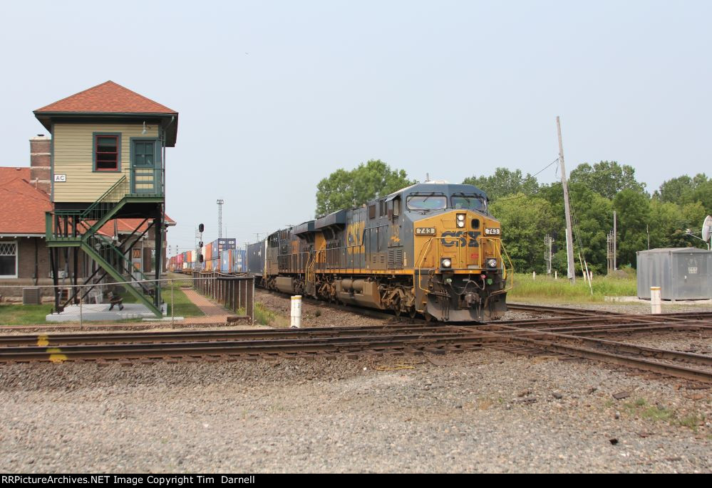 CSX 743 leads I008